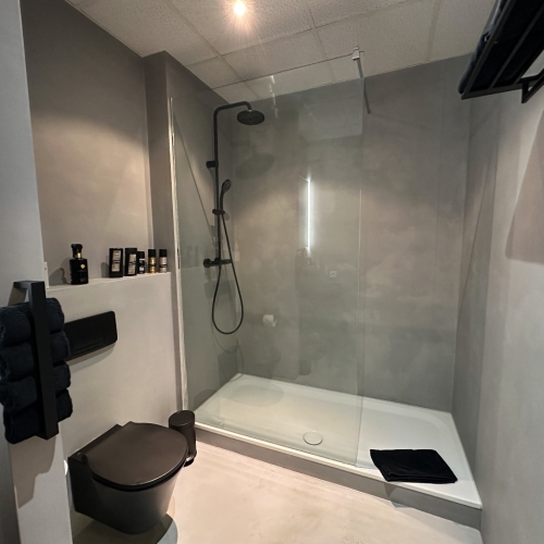The bathroom - Foto 2 von 9