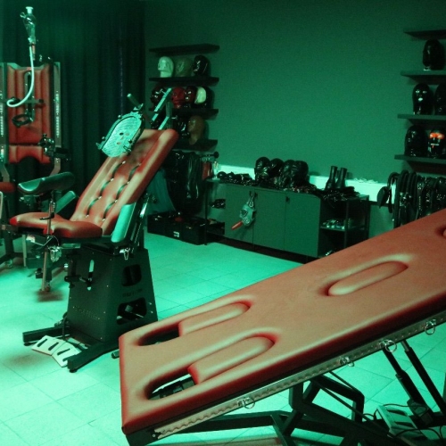 Das Gummistudio der Rubber Goddess Cheyenne - Foto 12 von 12