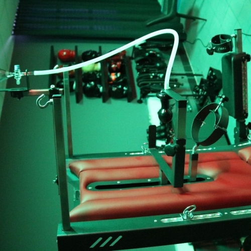 Das Gummistudio der Rubber Goddess Cheyenne - Foto 8 von 12