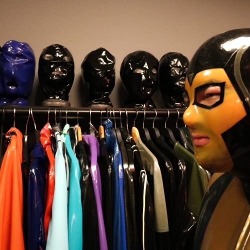 Das Gummistudio der Rubber Goddess Cheyenne - Foto 6 von 12